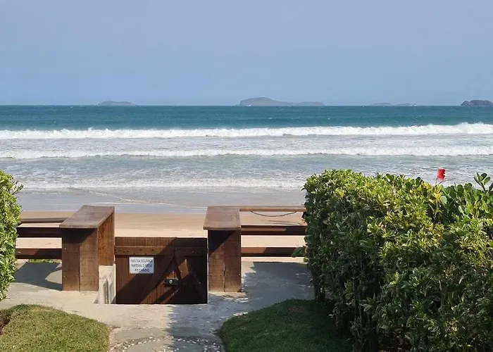 Pé na areia Praia Geribá Búzios